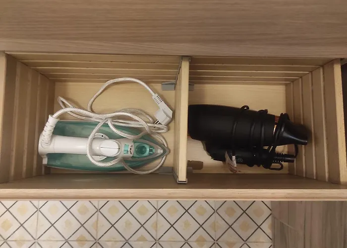 Good Vibes In Center